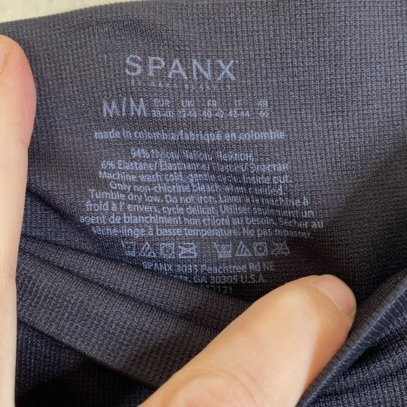 Spanx Look at me Now leggings in black women’s XL and medium EUC - Picture 3 of 5